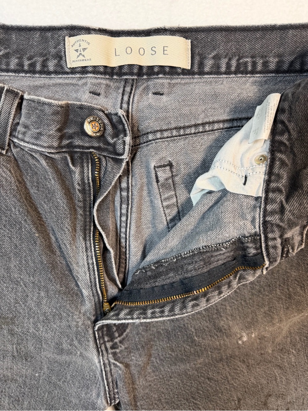 Arizona Jean Company Men's Black Washed Relaxed Jeans - Picture 7 of 9